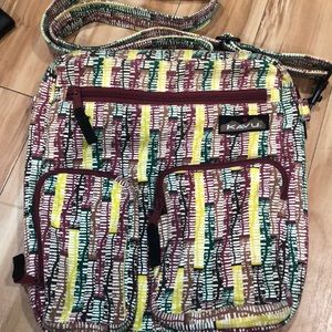 Midsized Kavu bag!